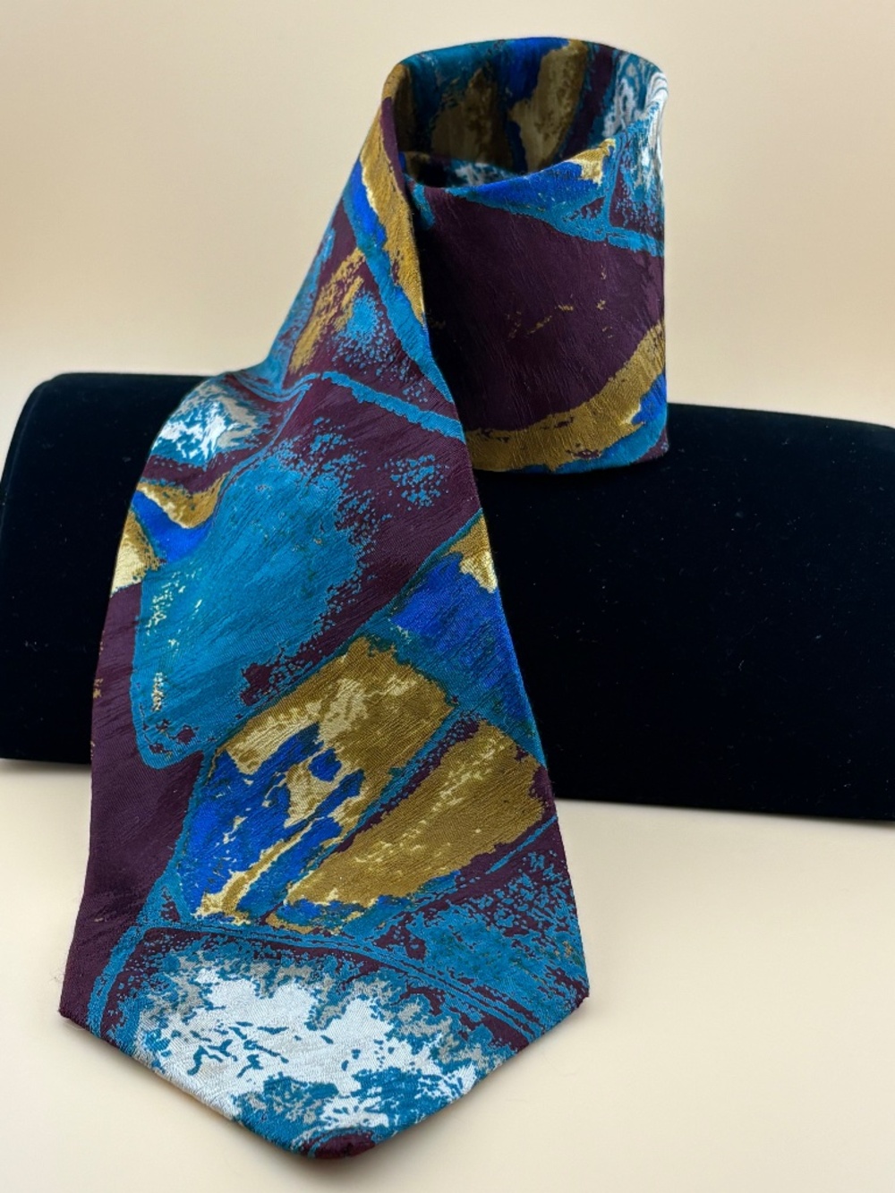 Vintage MARCIAL MANCILLAS 100% Italian Silk Tie